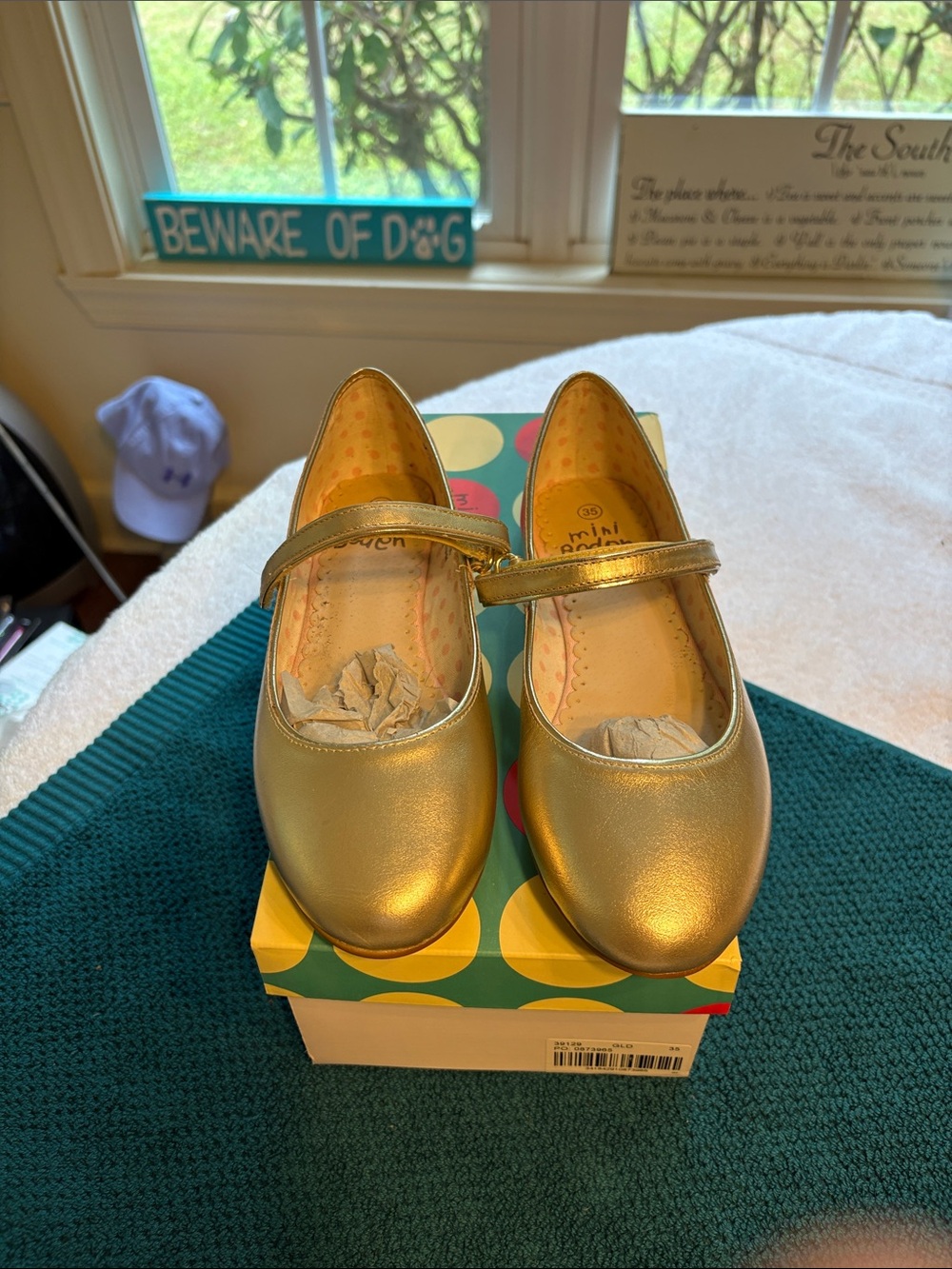 Mini Boden Leather Kids Gold Mary Jane Dress Shoes